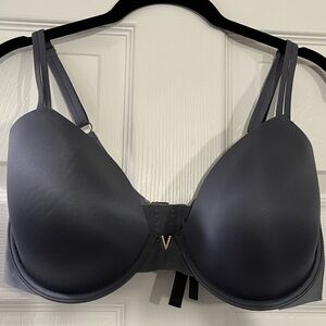 Victoria’s Secret lined perfect coverage T-shirt bra - US 34DDD